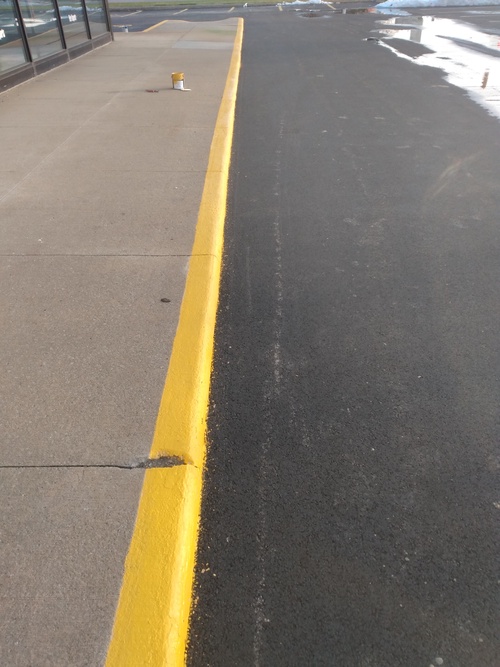 500-Dollar Store Plaza (34)